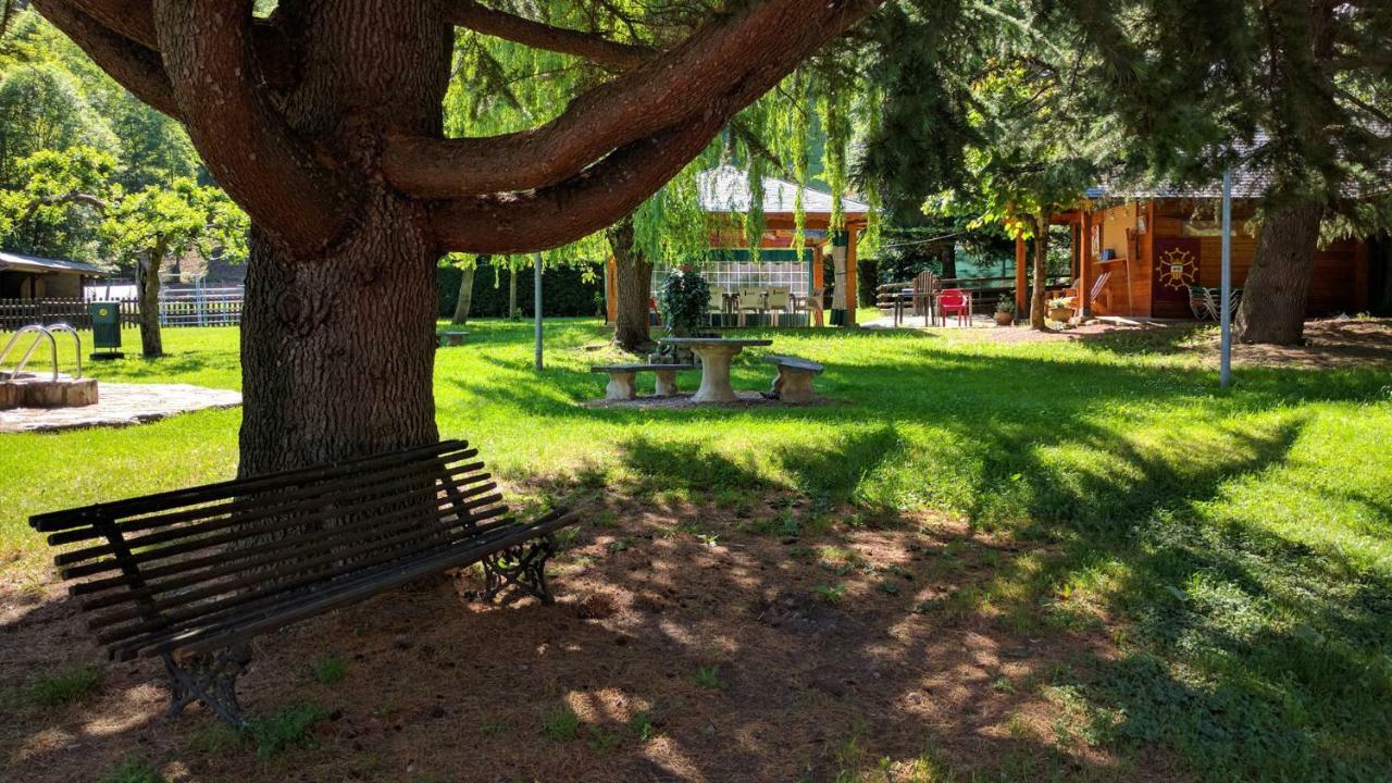 Hostal Talabart Les Exteriér fotografie