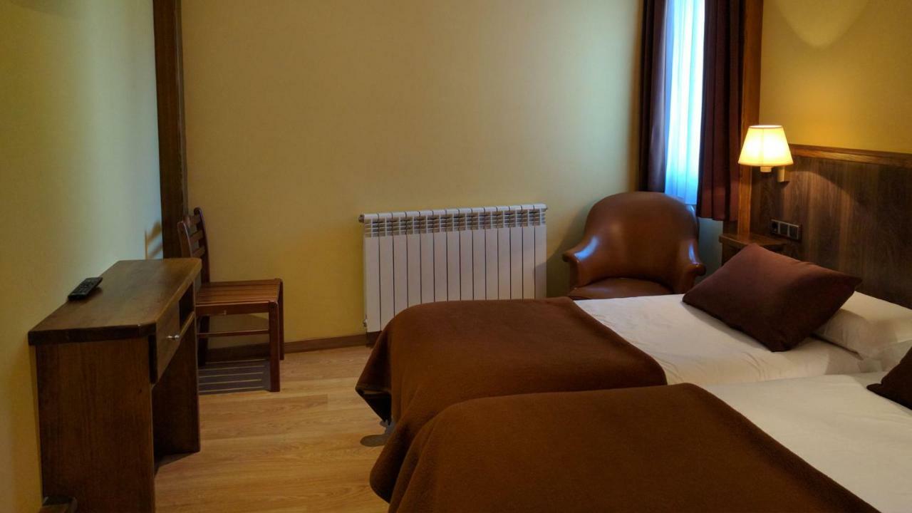 Hostal Talabart Les Exteriér fotografie