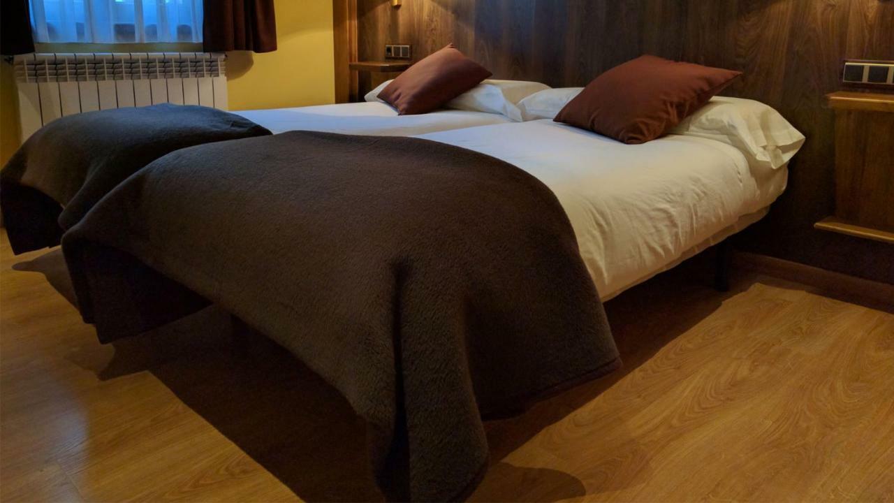 Hostal Talabart Les Exteriér fotografie