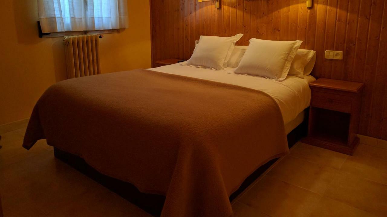 Hostal Talabart Les Exteriér fotografie